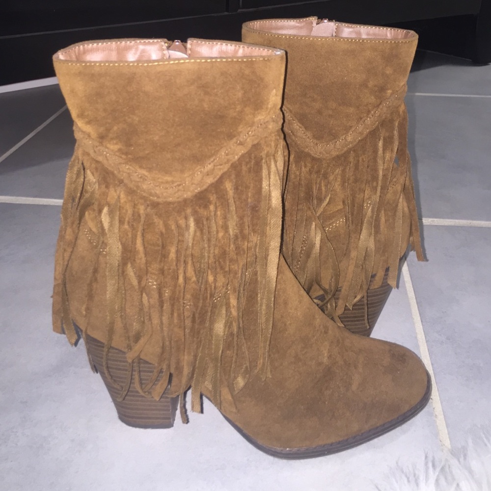 Fringe Booties - Picture 2 of 3